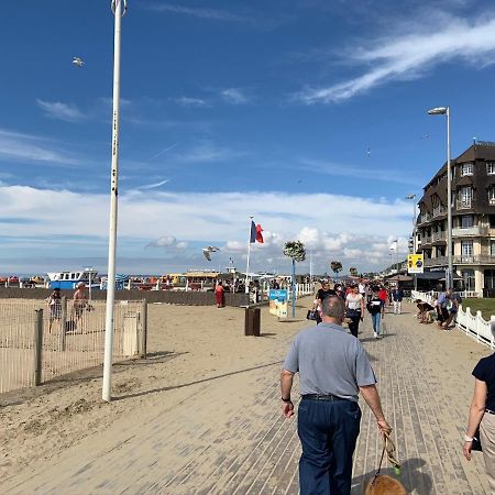 Hauteurs De Trouville - Studio Avec Terrasse Au Calme Luaran gambar